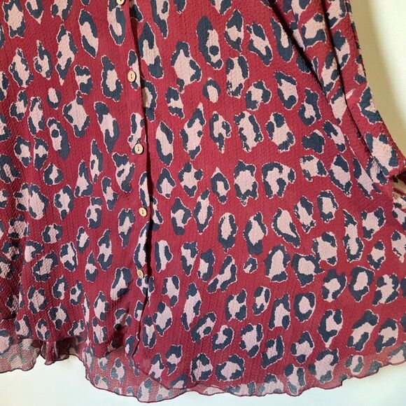EUC INTIMATELY FREE PEOPLE PRINTED OVERSIZE PLEATED BACK TOP SIZE SMALL - Picture 9 of 16